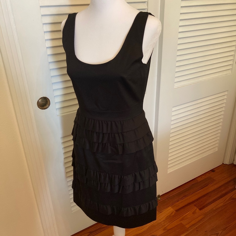 Elie Tahari Black Cocktail Dress